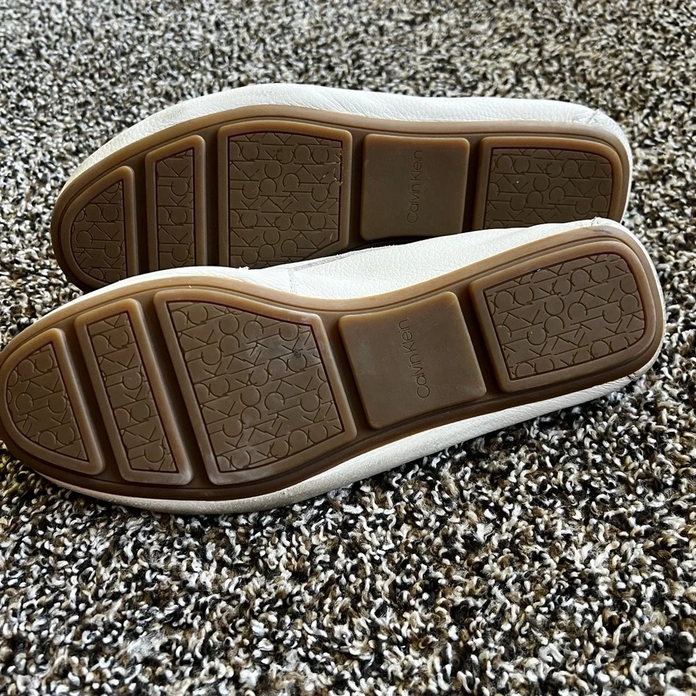 Calvin Klein Women's Cream Loafers - Picture 7 of 8